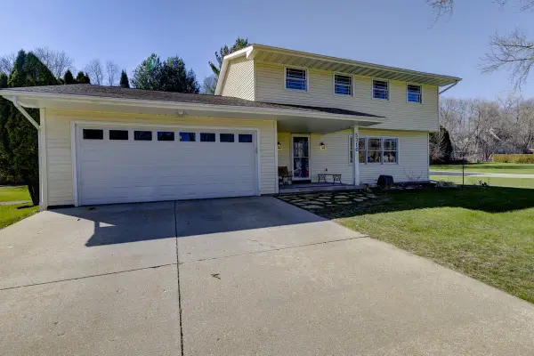 5310 Valley Drive, Mcfarland, WI 53558