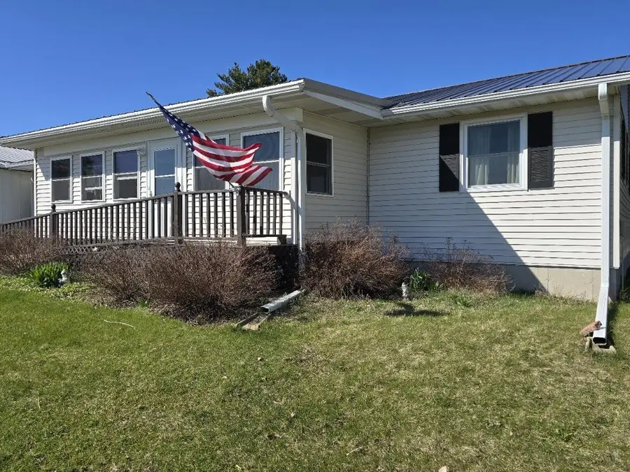 W5860 Advance Road, Monroe, WI 53566 - #3