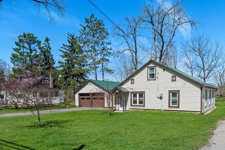 472 North Street, Green Lake, WI 54941 - #3