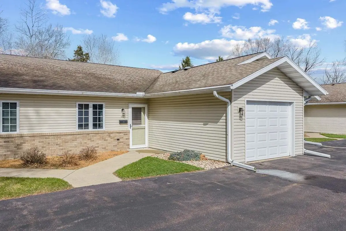 1579 N Dewey Avenue, Reedsburg, WI 53959 - #1