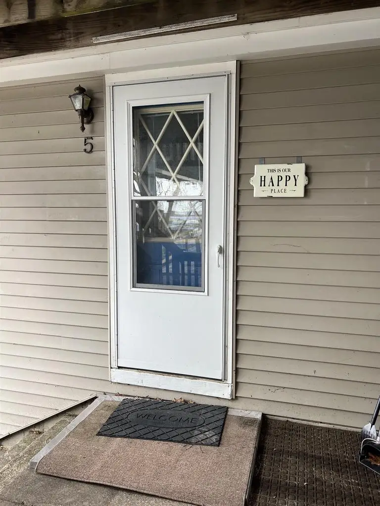 133 S 1st Street #5, Harpers Ferry, IA 52146 - #2