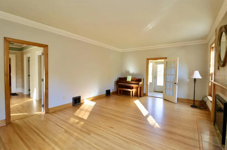 2331 St Lawrence Avenue, Beloit, WI 53511 - #3