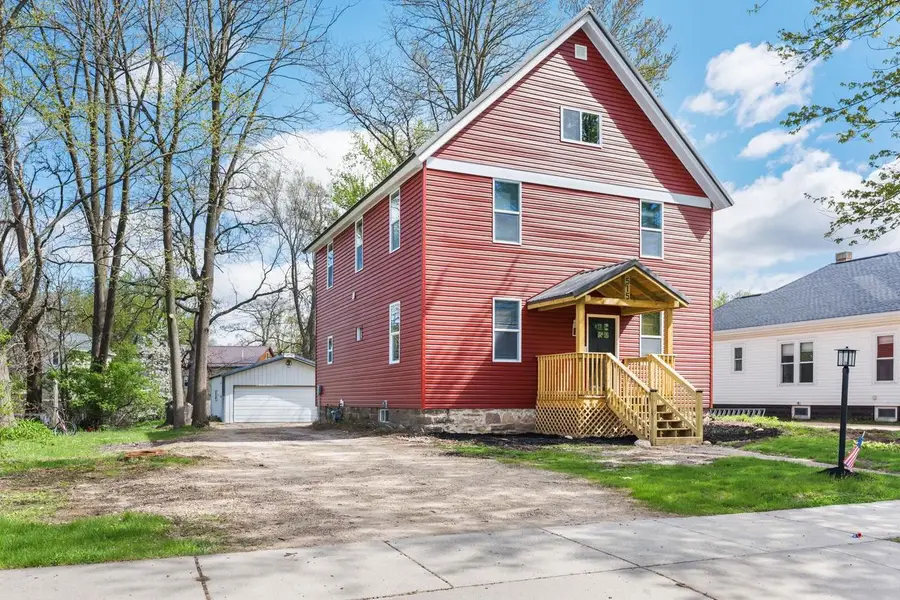 515 Martin Street, Mauston, WI 53948 - #2