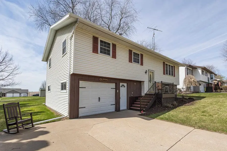 907 S School Street, Cuba City, WI 53807 - #2