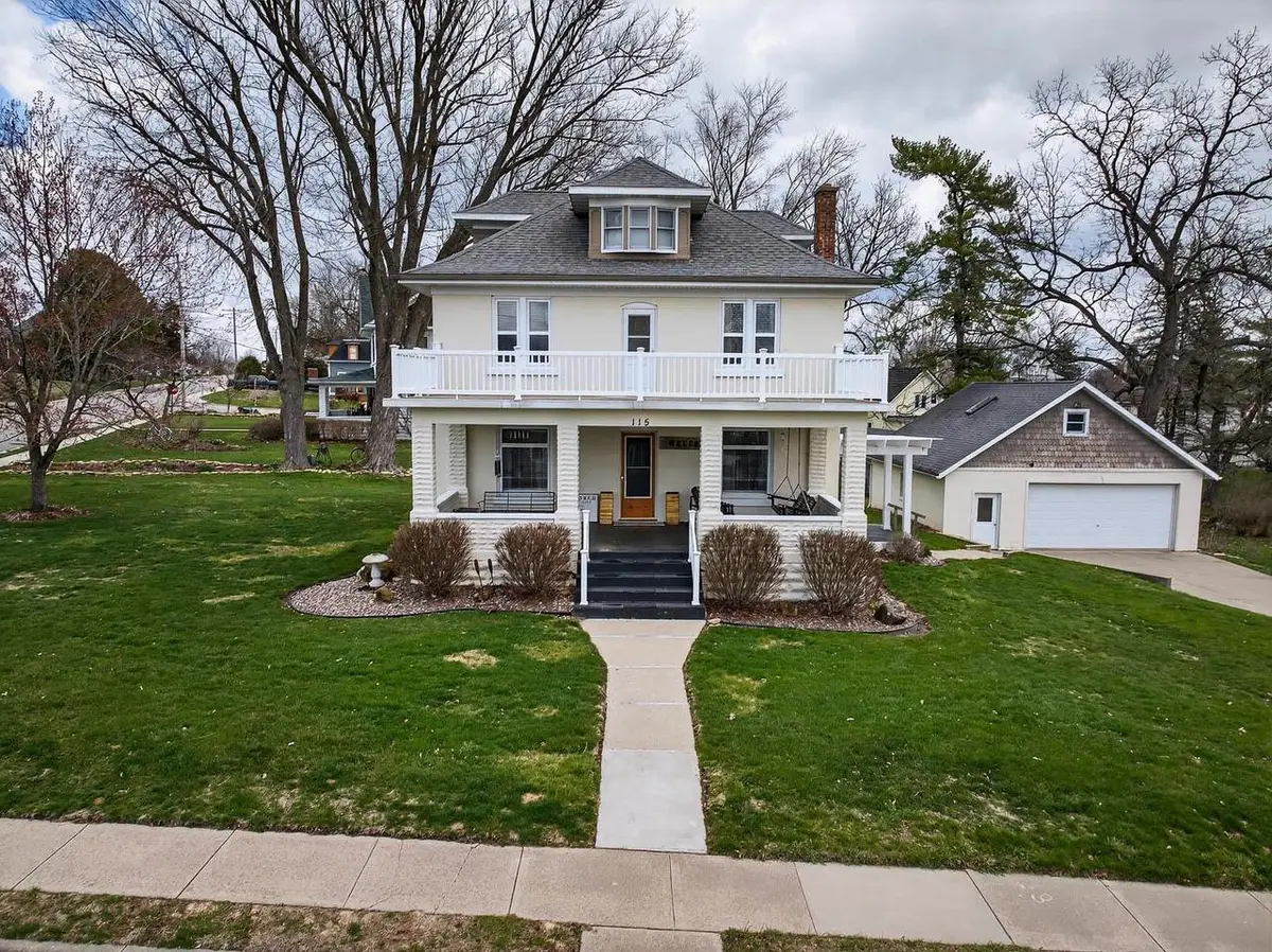 115 W Hill Street, Blanchardville, WI 53516 - #1