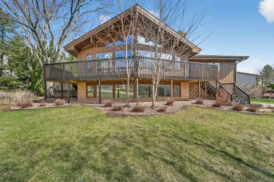 700 Reid Drive, Mount Horeb, WI 53572 - #2