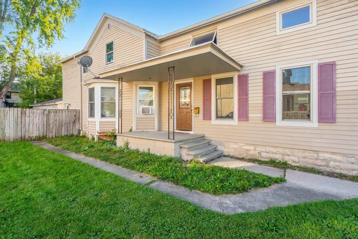 166 5th Street, Fond Du Lac, WI 54935 - #1