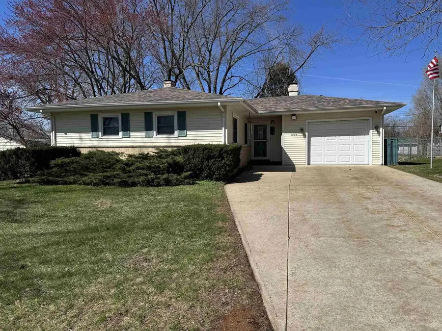 1964 Masters Street, Beloit, WI 53511 - #2