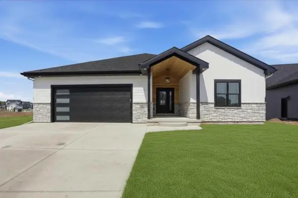 567 Morning Cove Circle, Verona, WI 53593
