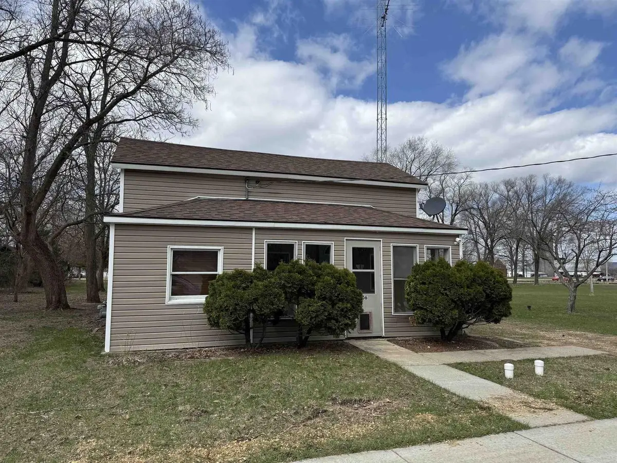 106 N 2nd Street, Avoca, WI 53506 - #1