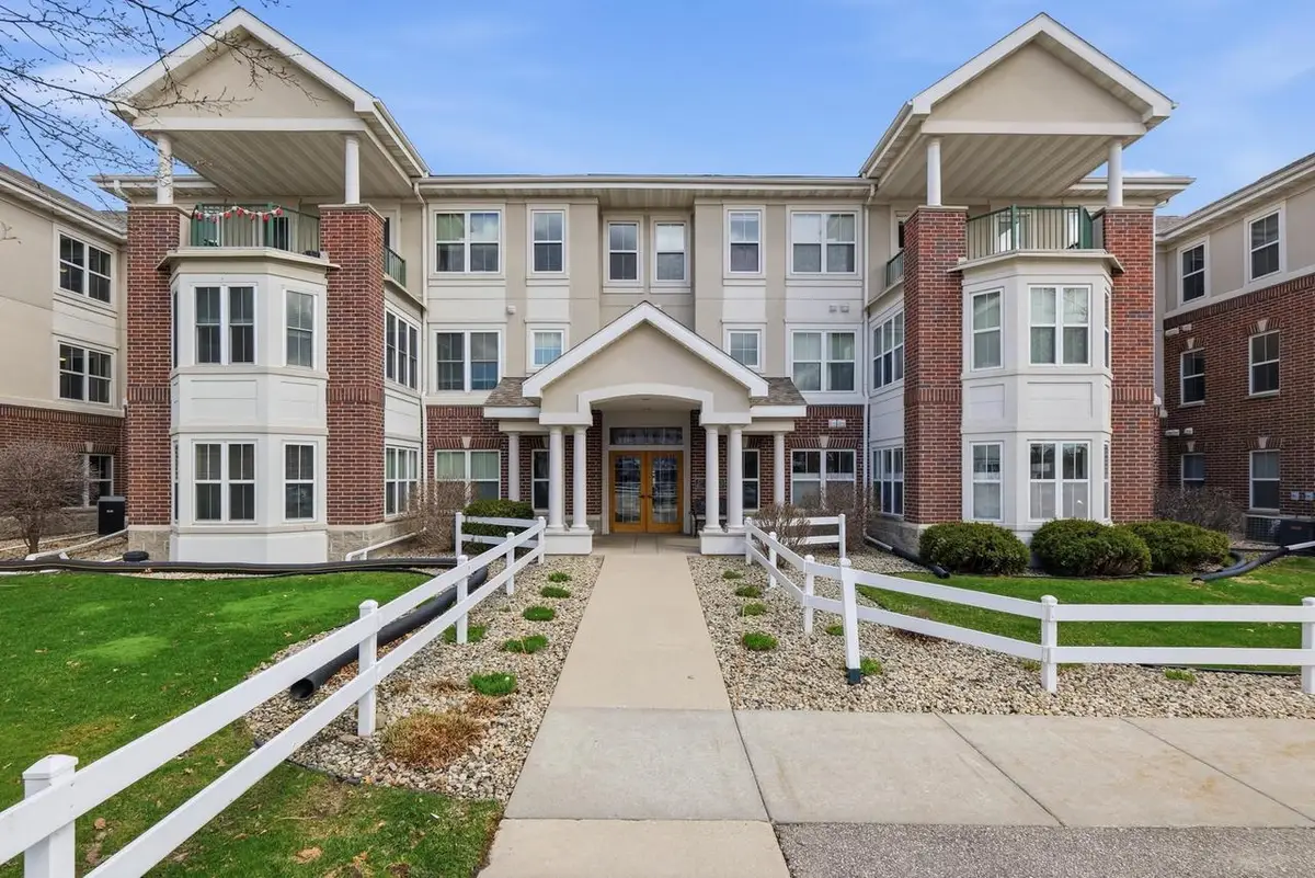 8510 Greenway Boulevard #303, Middleton, WI 53562 - #1