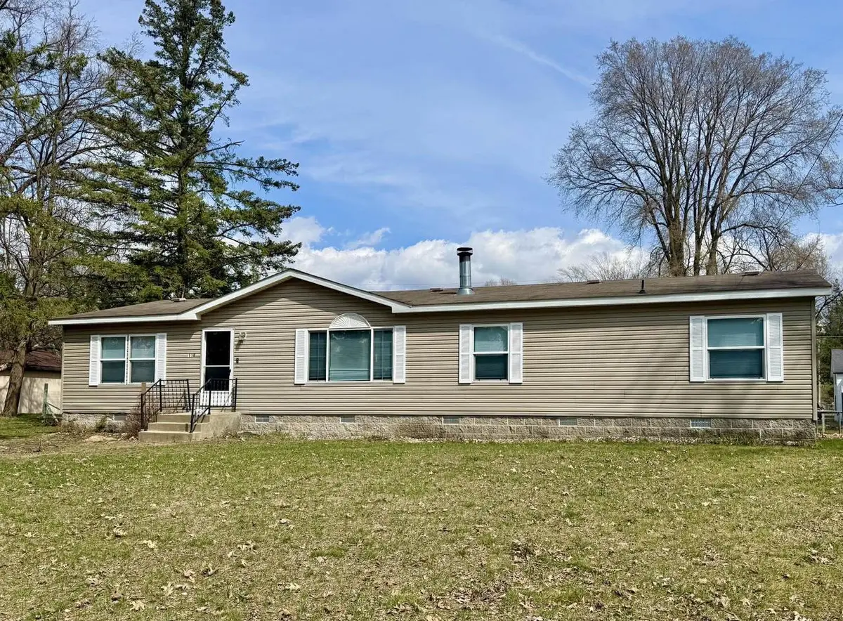 112 S College Street, Adams, WI 53910 - #1
