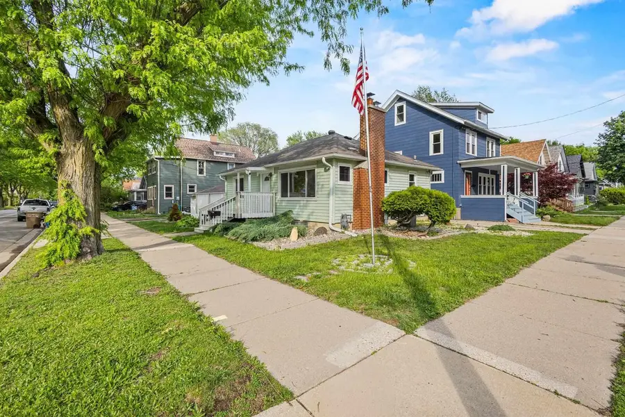 2105 E Johnson Street, Madison, WI 53704 - #3