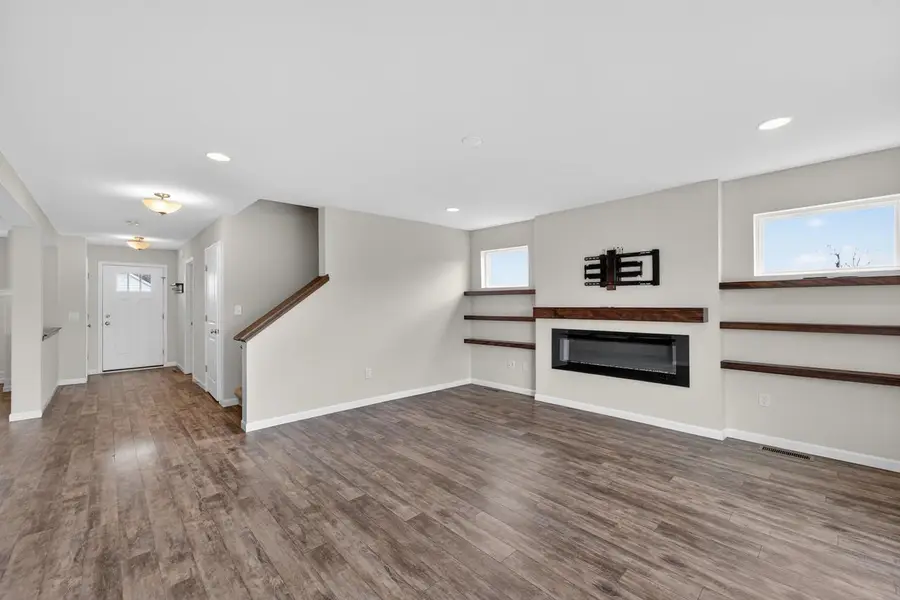 976 Griffin Way, Deforest, WI 53532 - #3