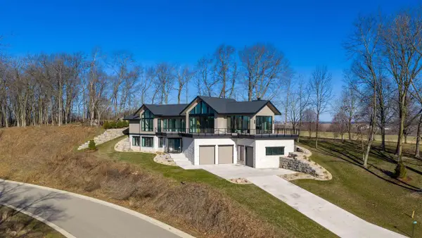 4965 Championship Circle, Waunakee, WI 53597