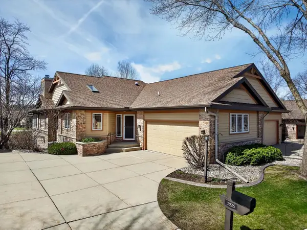 3026 Woods Edge Way, Fitchburg, WI 53711