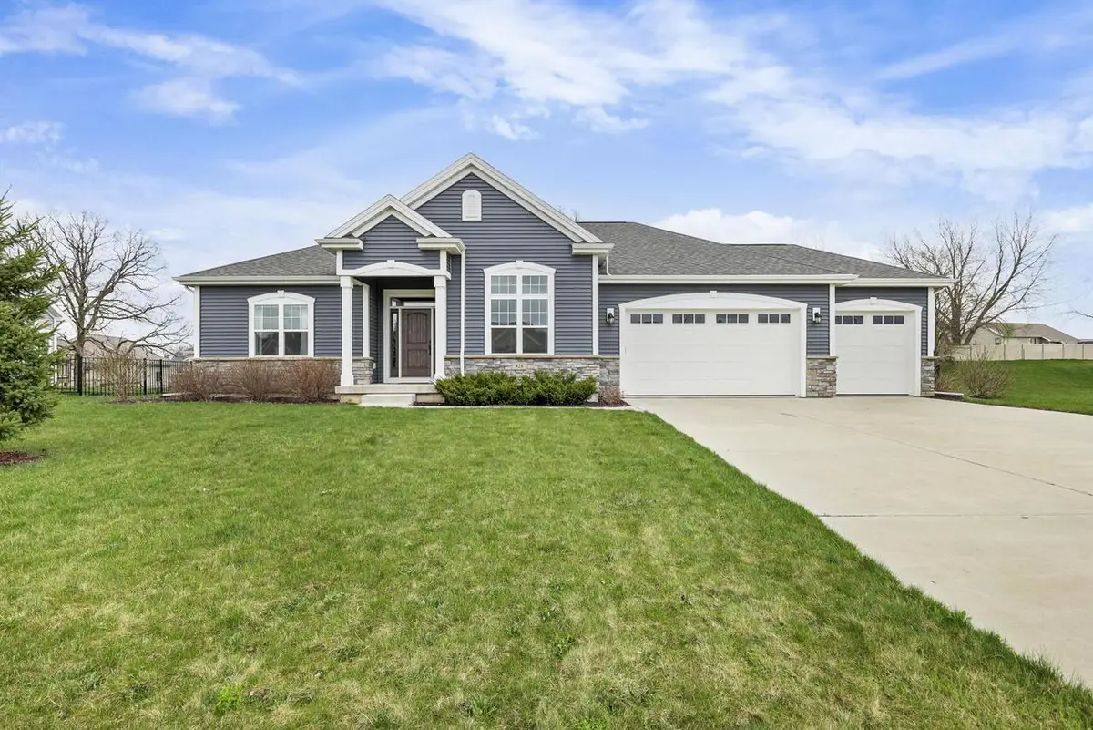 426 Peterson Trail, Oregon, WI 53575 - #1