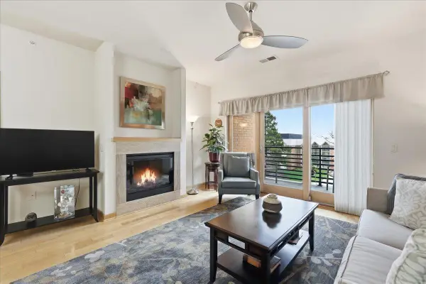 555 Midvale Boulevard #216, Madison, WI 53711