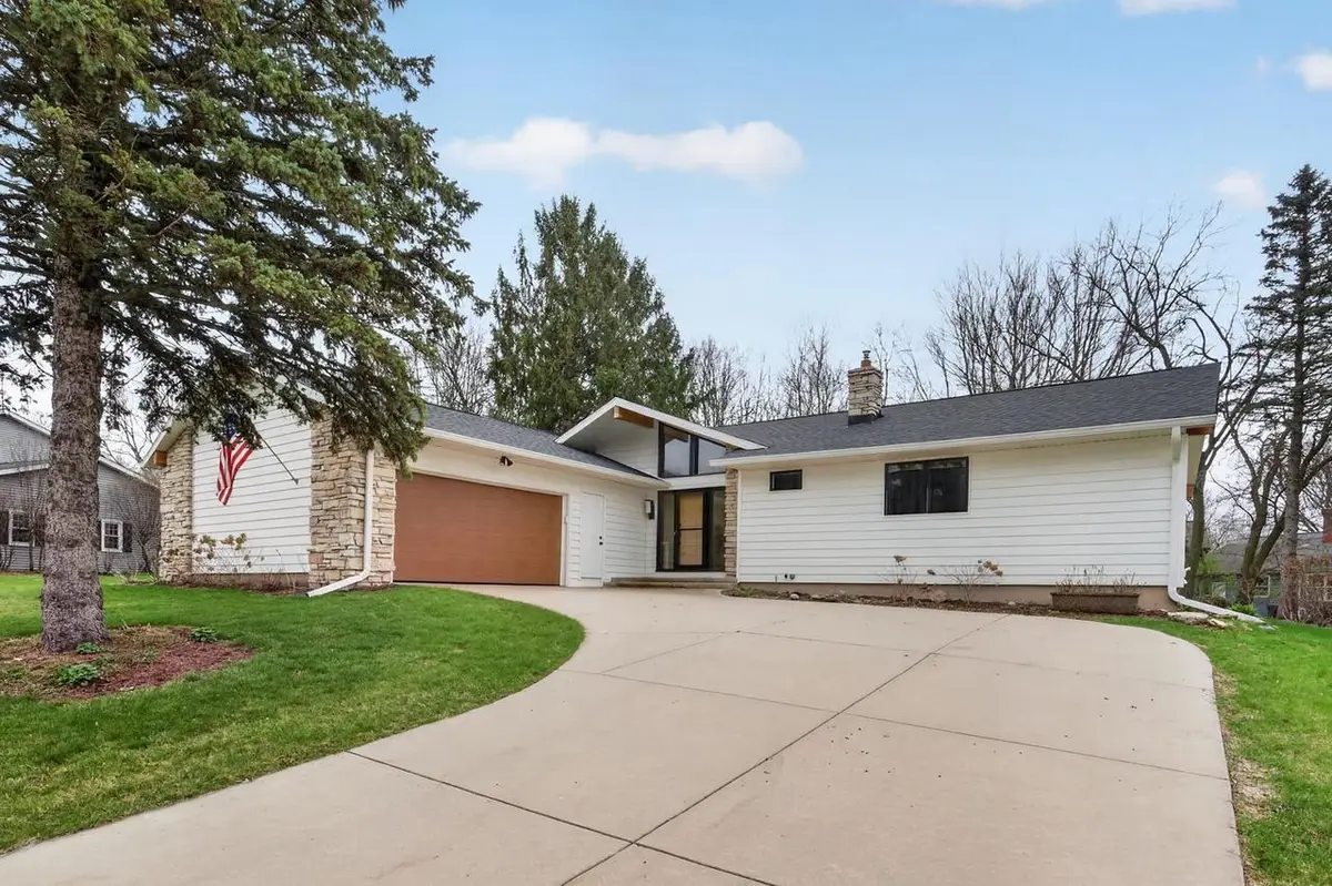 13 Oxwood Circle, Madison, WI 53717 - #1