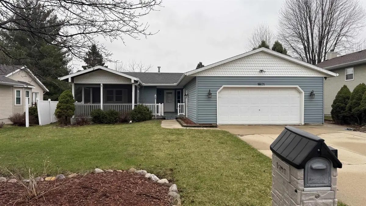 1621 Sapphire Way, Sun Prairie, WI 53590 - #1