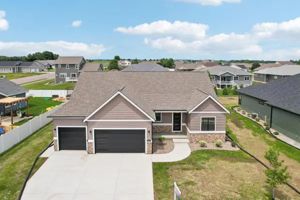 232 Falcon Court, Sauk City, WI 53583