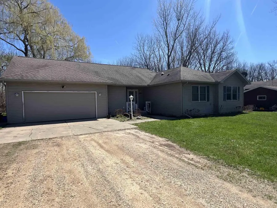198 Fandrich Road, Oxford, WI 53952 - #2