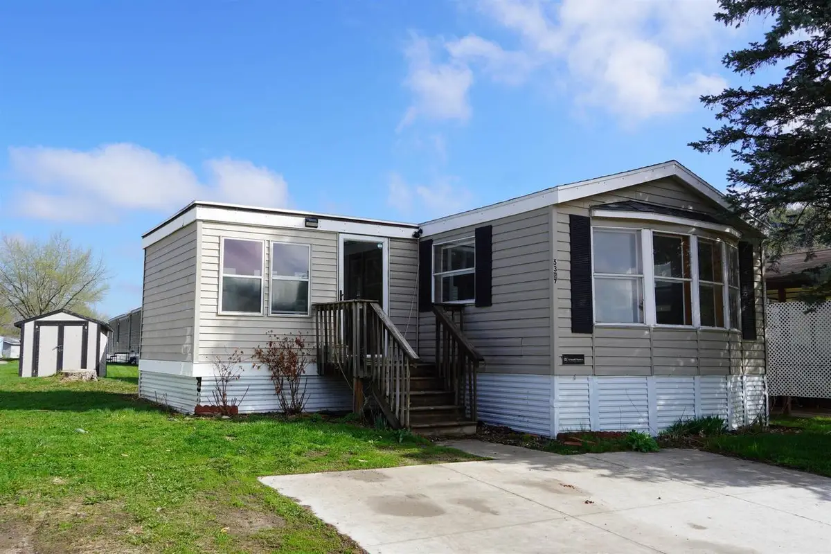 5327 S Sandpiper Lane, La Crosse, WI 54601 - #1