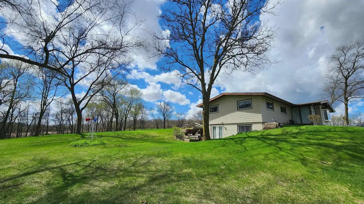 N399 Mount Hope Road, Brodhead, WI 53520 - #1