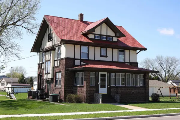 617 E Lake Avenue, Monticello, WI 53570
