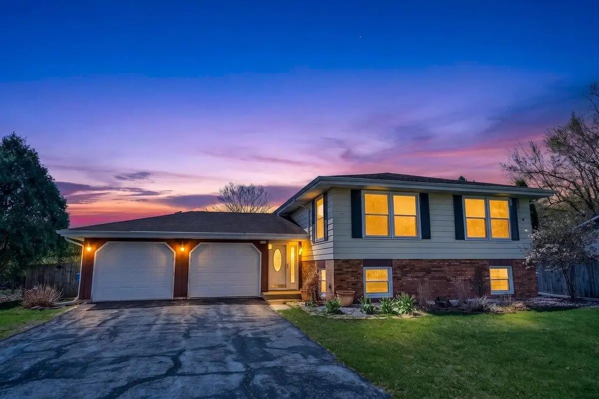 5755 Pembroke Drive, Fitchburg, WI 53711 - #1