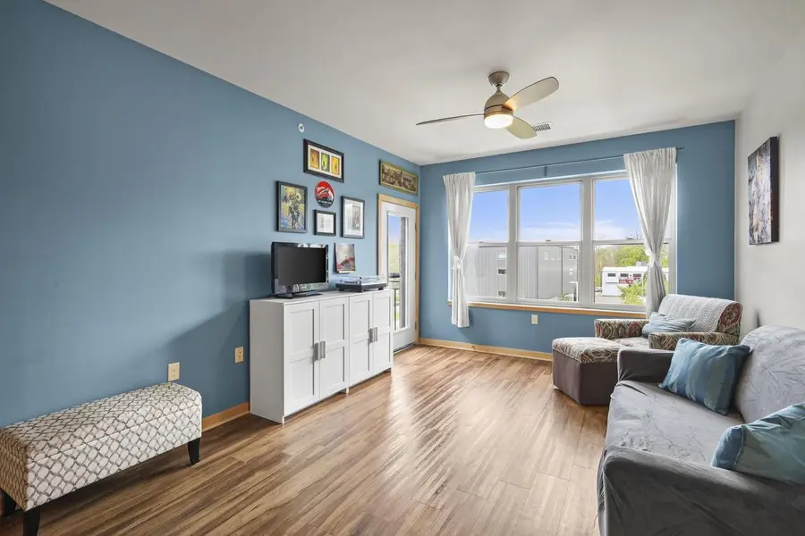 107 Sutherland Court #323, Madison, WI 53704 - #3