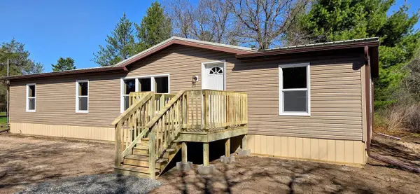 W10228 Vaudreuil Road, Black River Falls, WI 54615