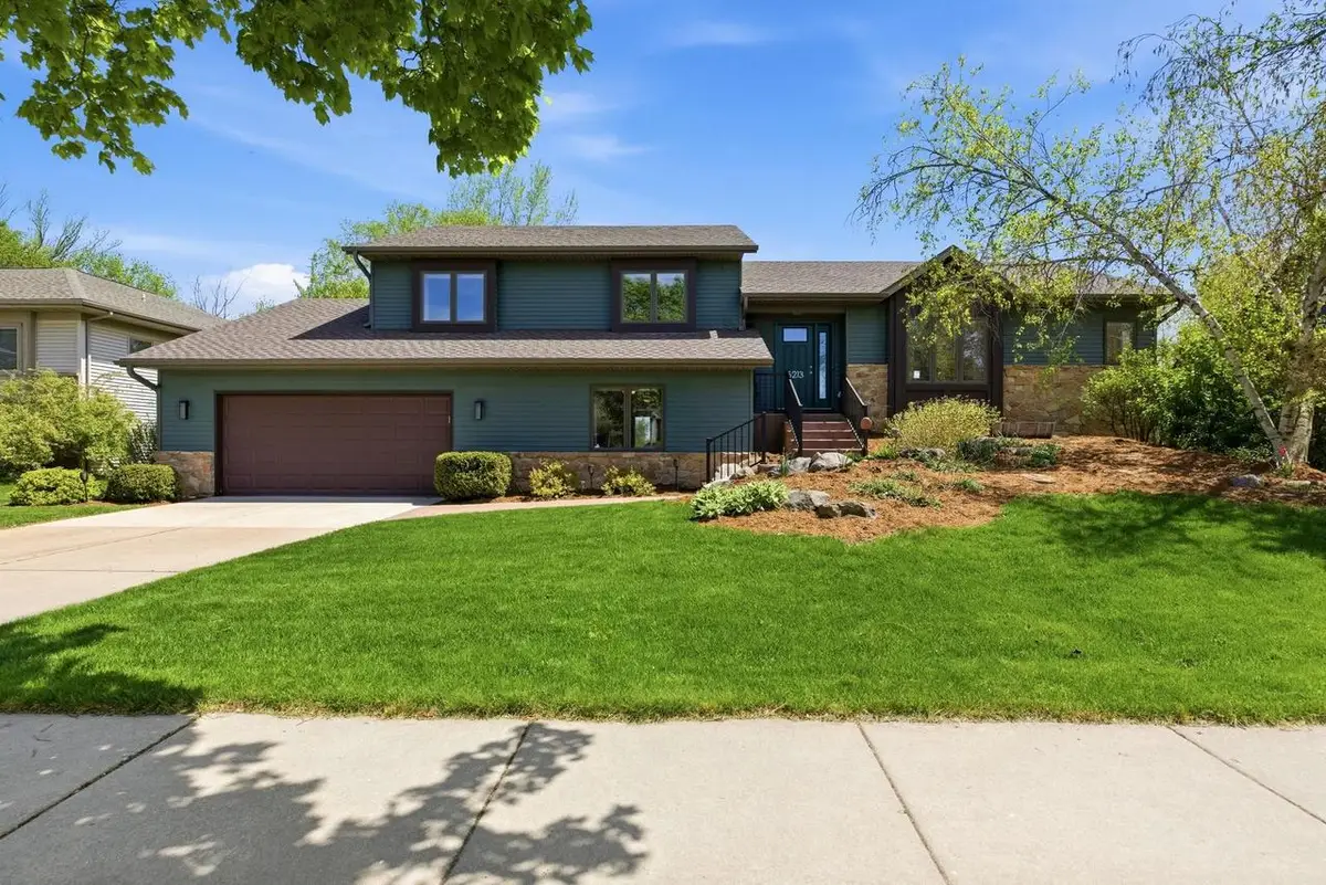 5213 Comanche Way, Madison, WI 53704 - #1