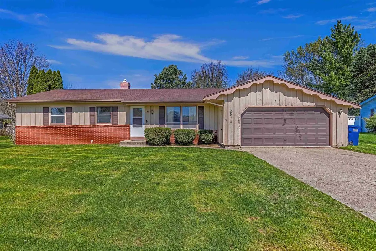 621 E Holly Road, Beloit, WI 53511 - #1