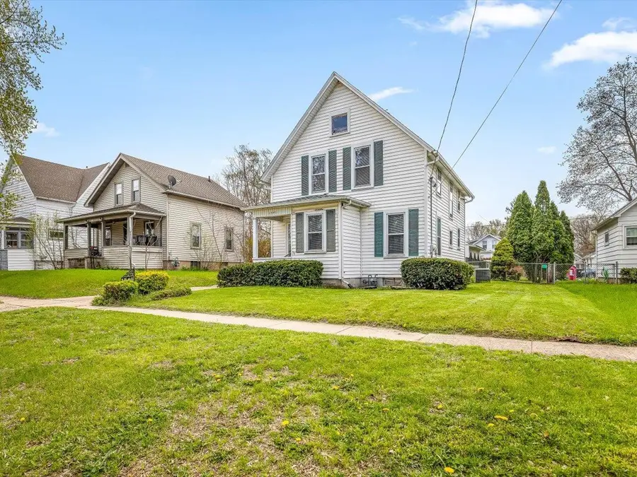 1546 W Grand Avenue, Beloit, WI 53511 - #3