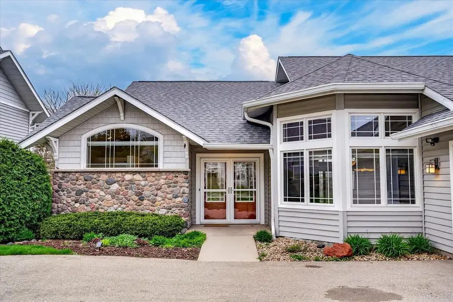 1612 Dewberry Drive, Madison, WI 53719 - #2