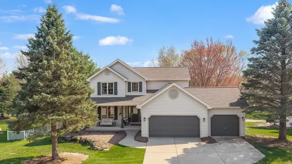 625 Bascom Hill Drive, Baraboo, WI 53913