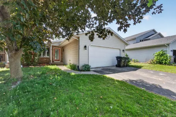 414 Meadow Oak Trail, Deforest, WI 53532