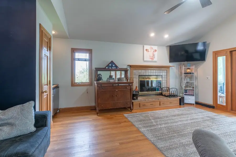 197 Geneva Street, Williams Bay, WI 53191 - #2