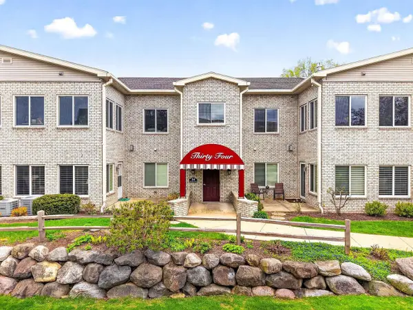 34 Cherokee Circle #103, Madison, WI 53704