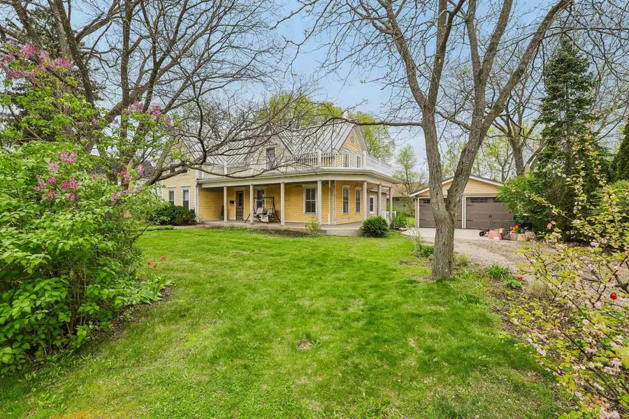 875 Water Street, Prairie Du Sac, WI 53578 - #3