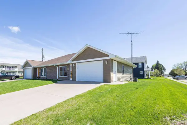 302 E Clay Street, Cuba City, WI 53807