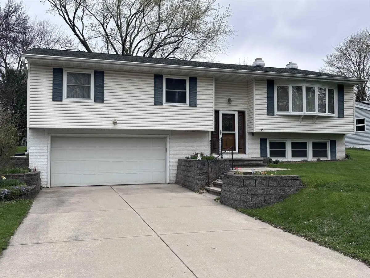 5210 Big Bow Road, Fitchburg, WI 53711 - #1