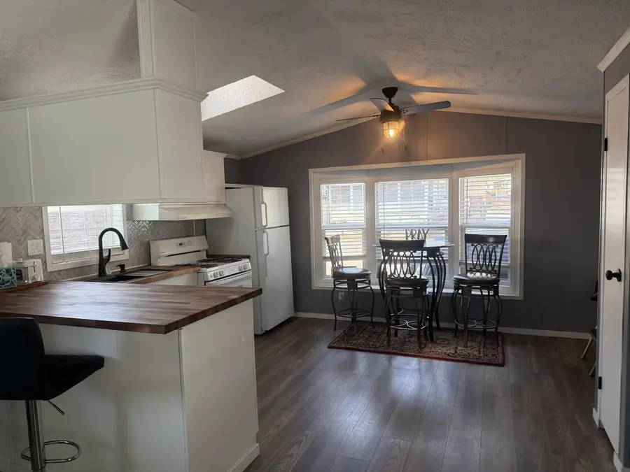 731 Sunset #31 Boulevard, Wisconsin Dells, WI 53965 - #2
