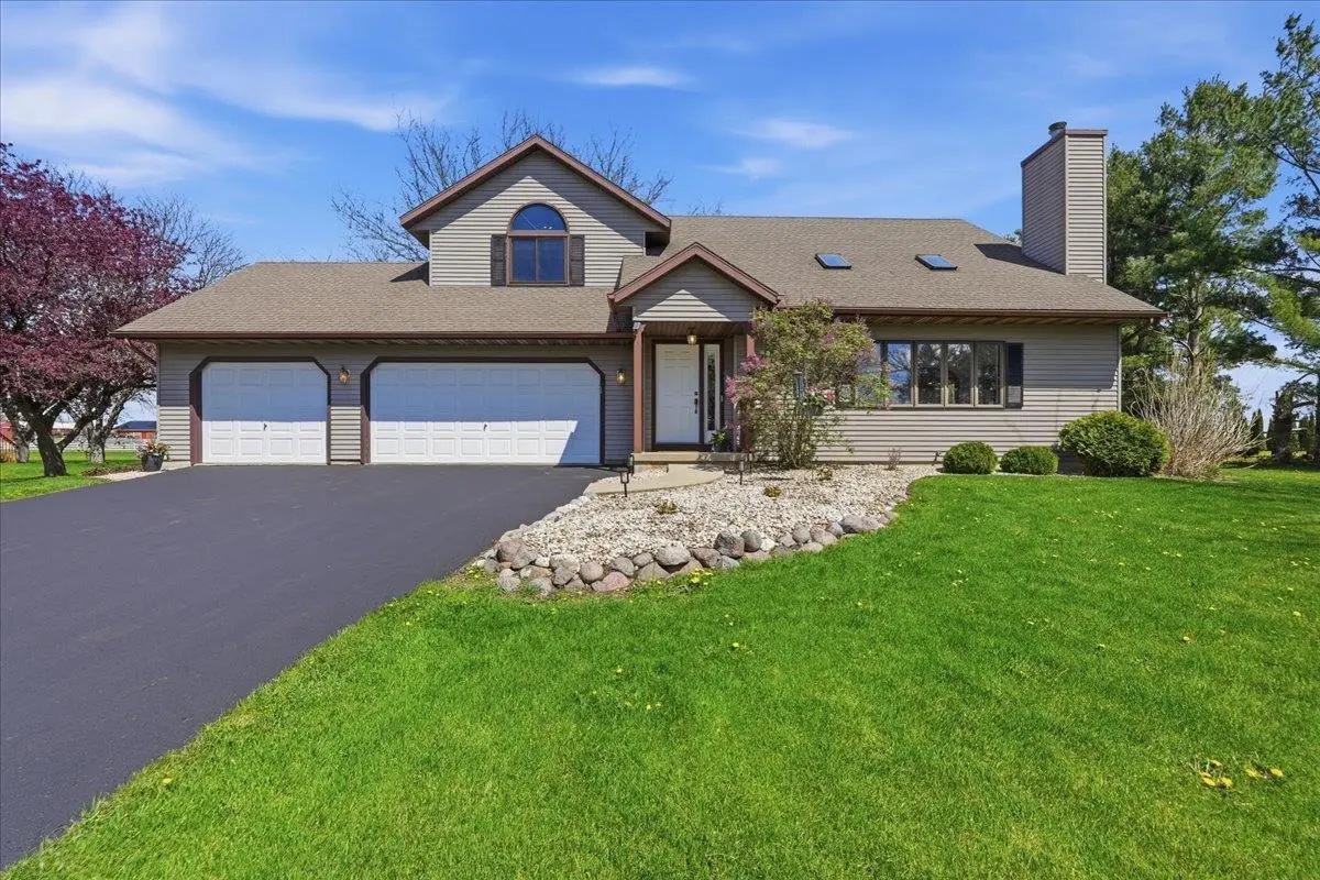 6715 Forest Park Drive, Deforest, WI 53532 - #1
