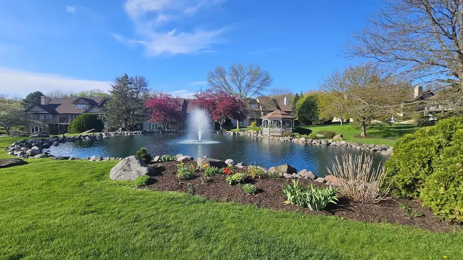 3051 Woods Edge Way, Fitchburg, WI 53711 - #3