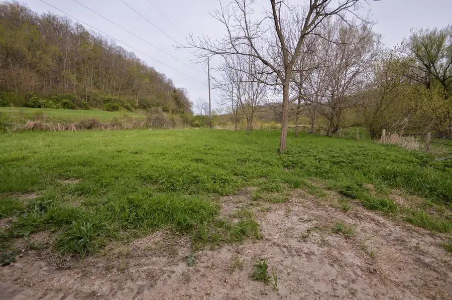 13125 Hwy 18, Prairie Du Chien, WI 53821 - #2