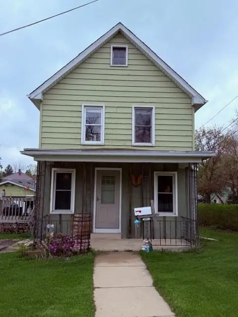 421 Kekoskee Street, Mayville, WI 53050