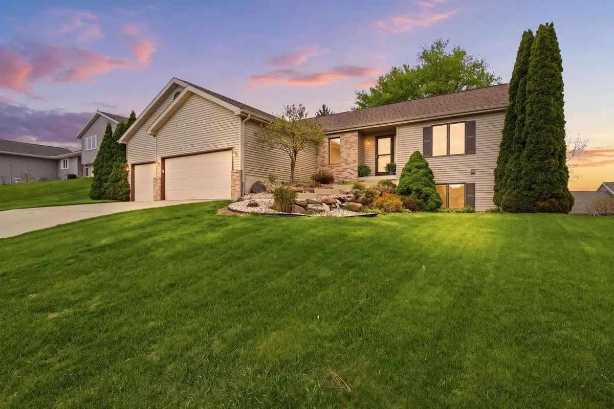 451 Oakwood Drive, Oregon, WI 53575 - #1