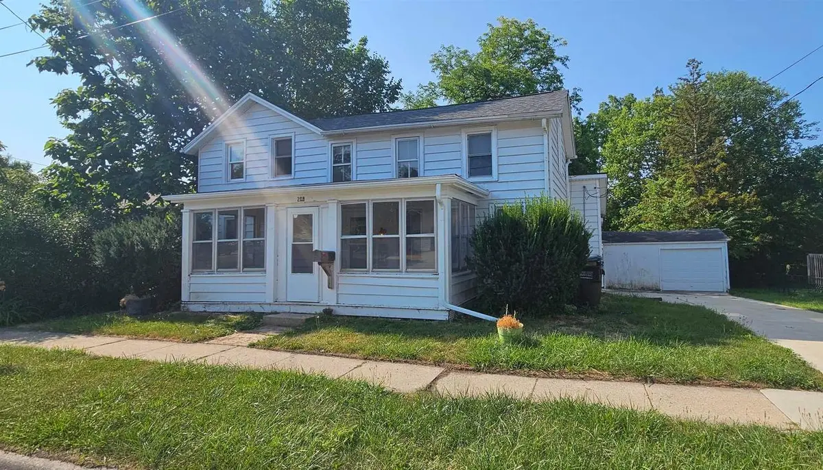 208 W Candise Street, Jefferson, WI 53549 - #1